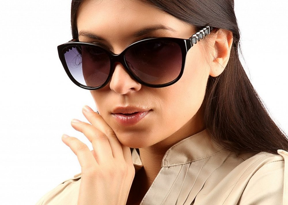 Kupit-solncezashchitnye-ochki